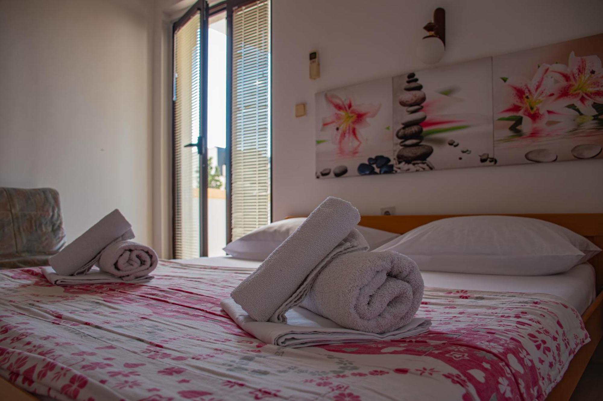 בודווה Villa Vojnic מראה חיצוני תמונה